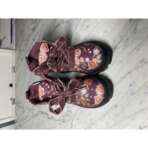H&M girls floral print burgundy combat boots size 6.5